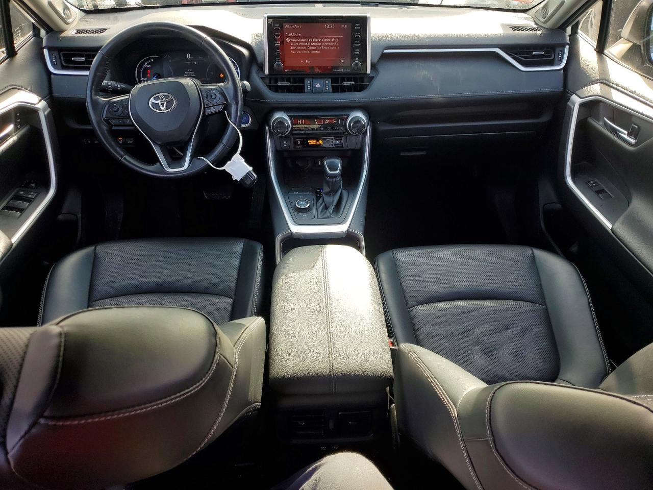 2019 TOYOTA RAV4 LIMITED photo 8
