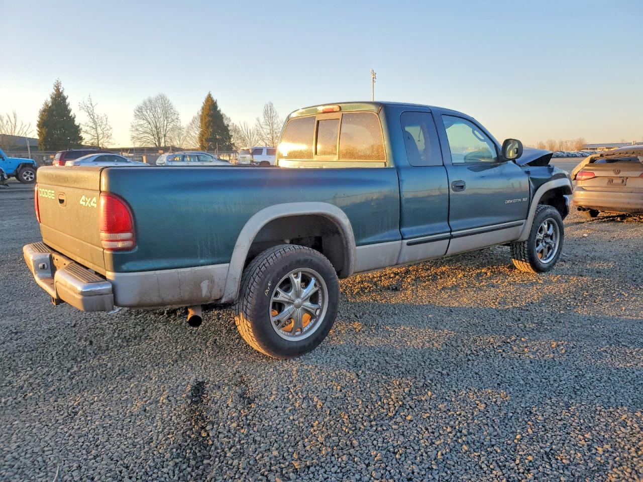 1999 DODGE DAKOTA photo 3