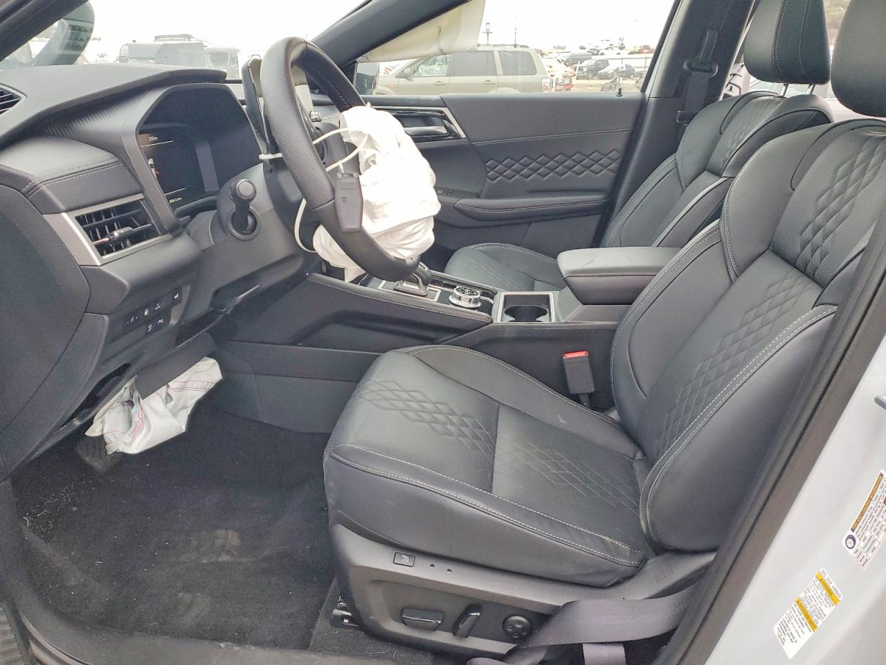 2025 MITSUBISHI OUTLANDER SEL photo 7