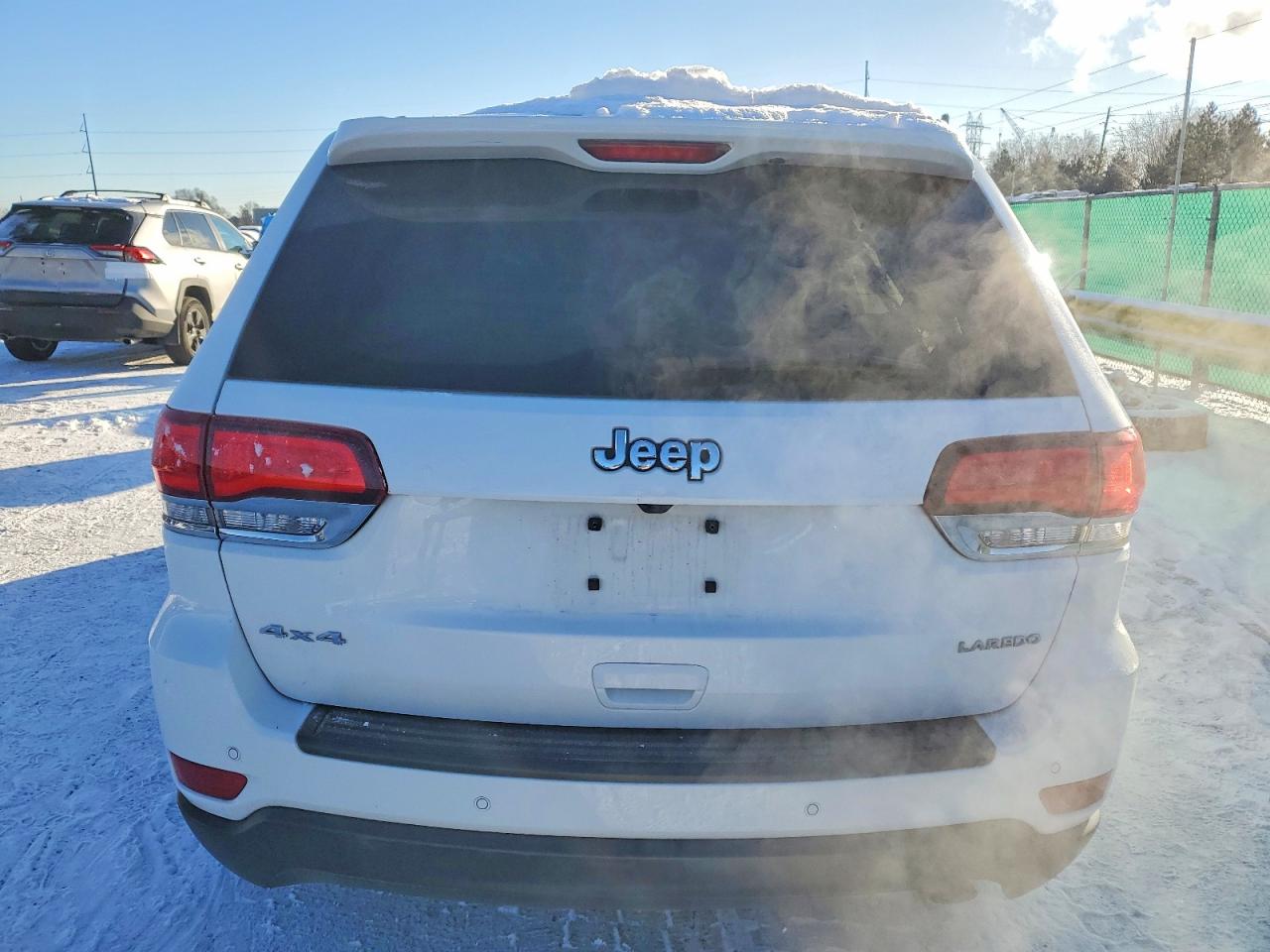 2020 JEEP GRAND CHEROKEE LAREDO photo 16