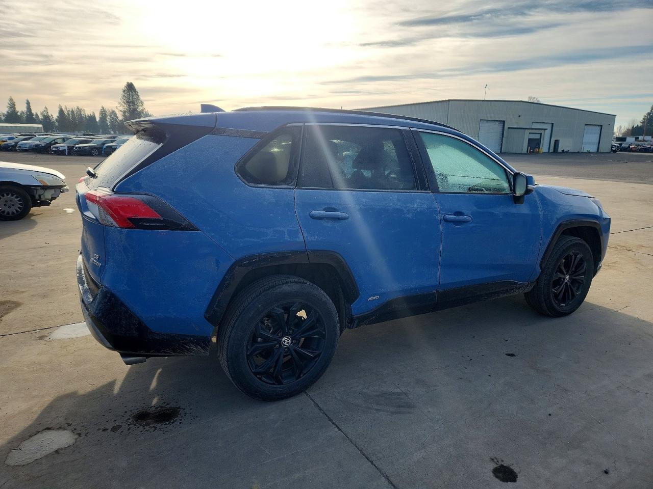2022 TOYOTA RAV4 SE photo 5