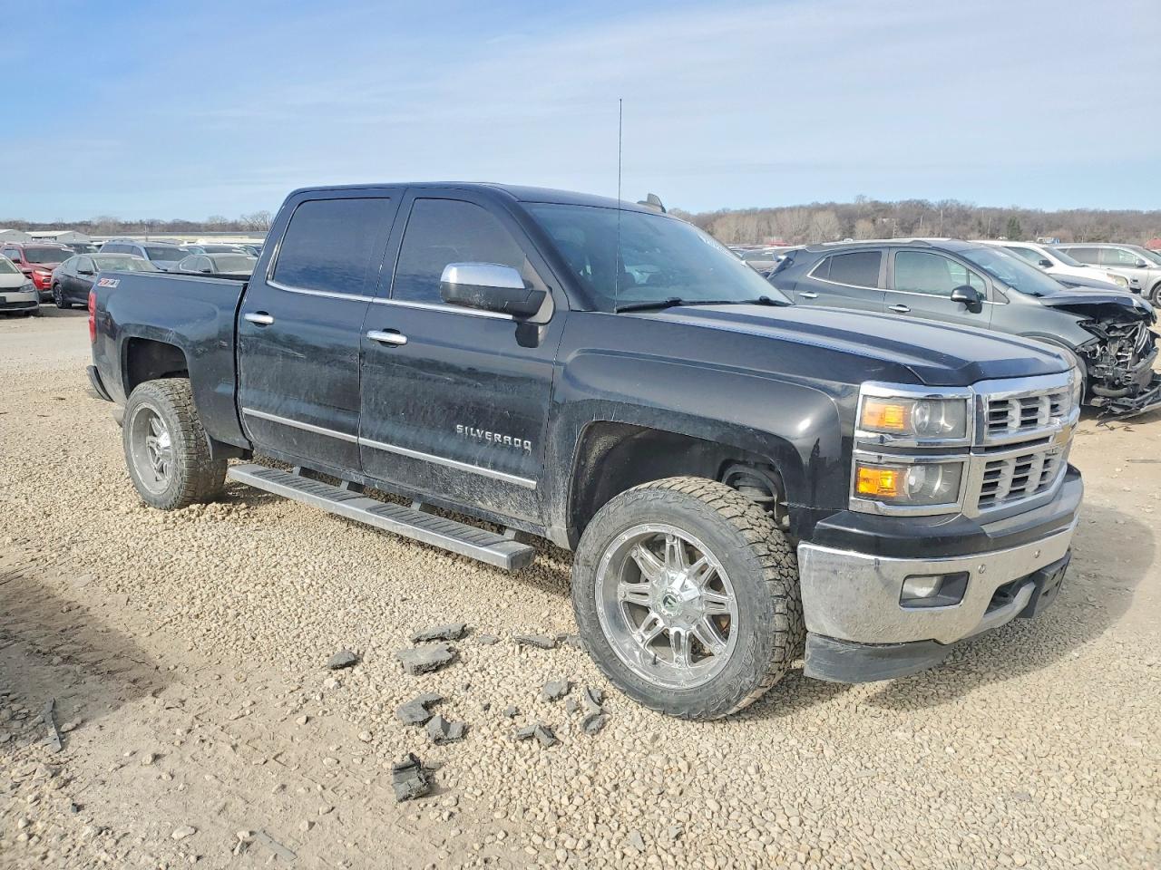 2015 CHEVROLET SILVERADO K1500 LTZ photo 4