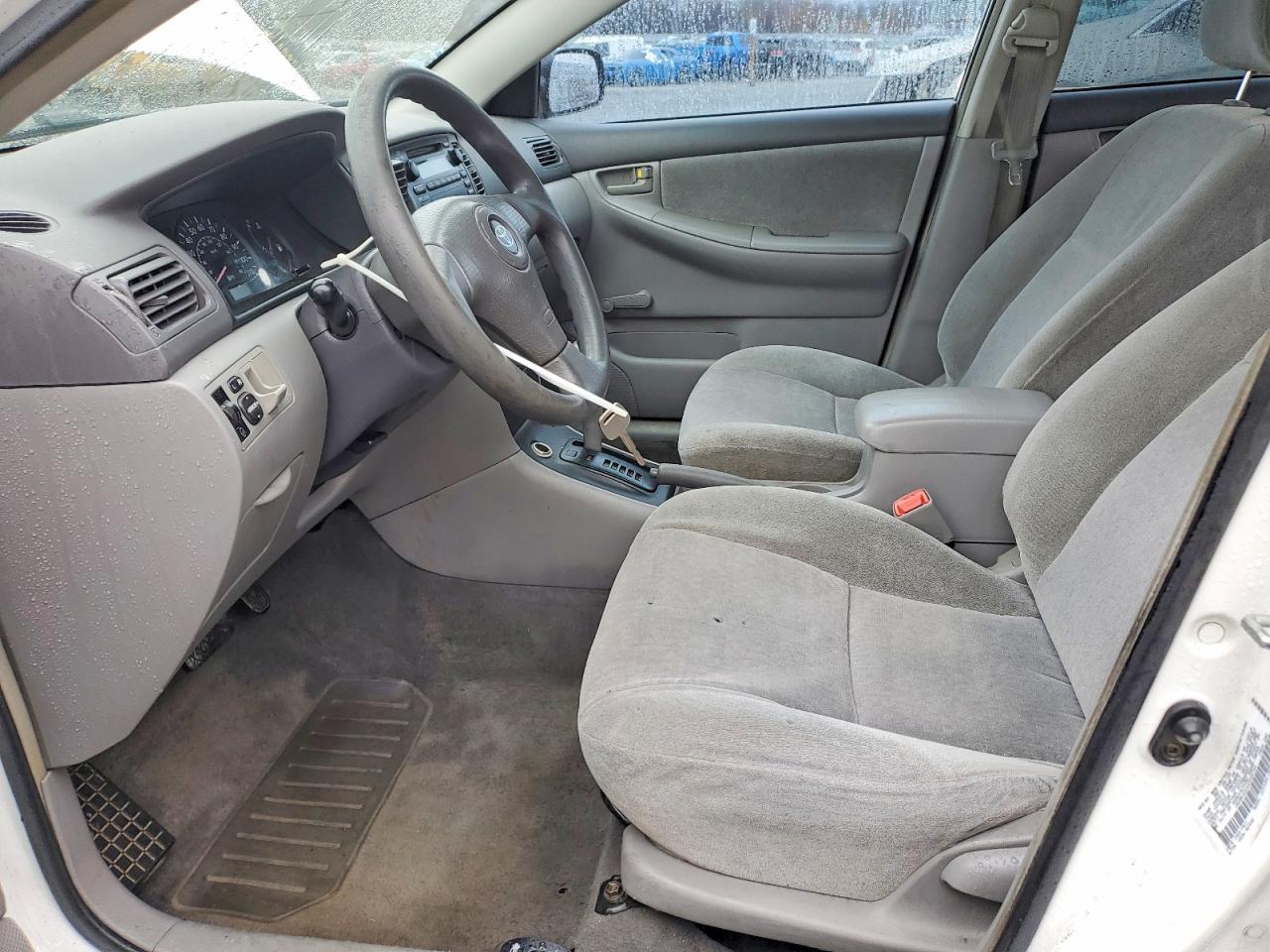 2004 TOYOTA COROLLA CE photo 13