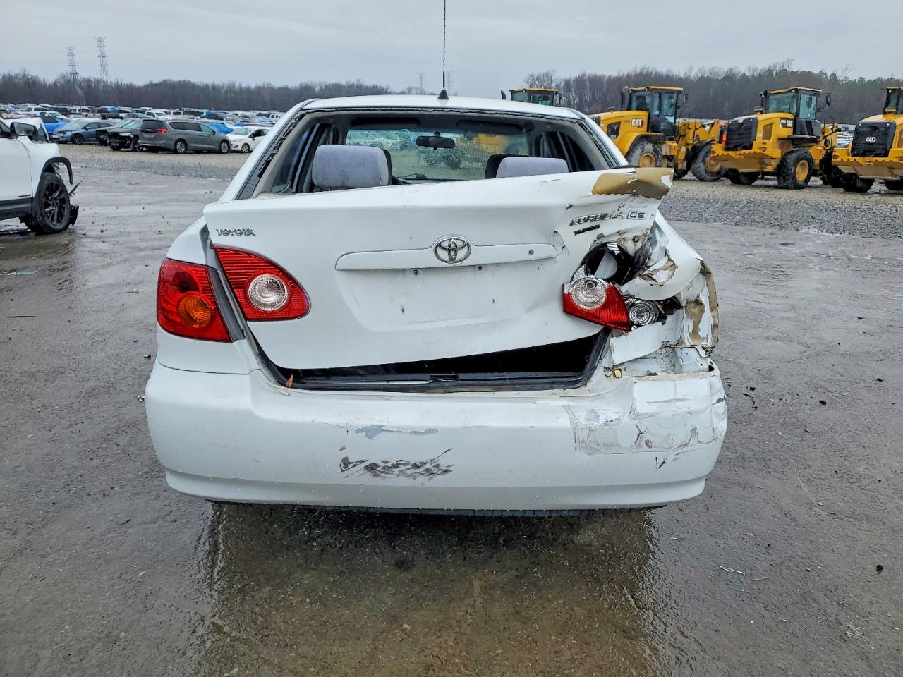 2004 TOYOTA COROLLA CE photo 11