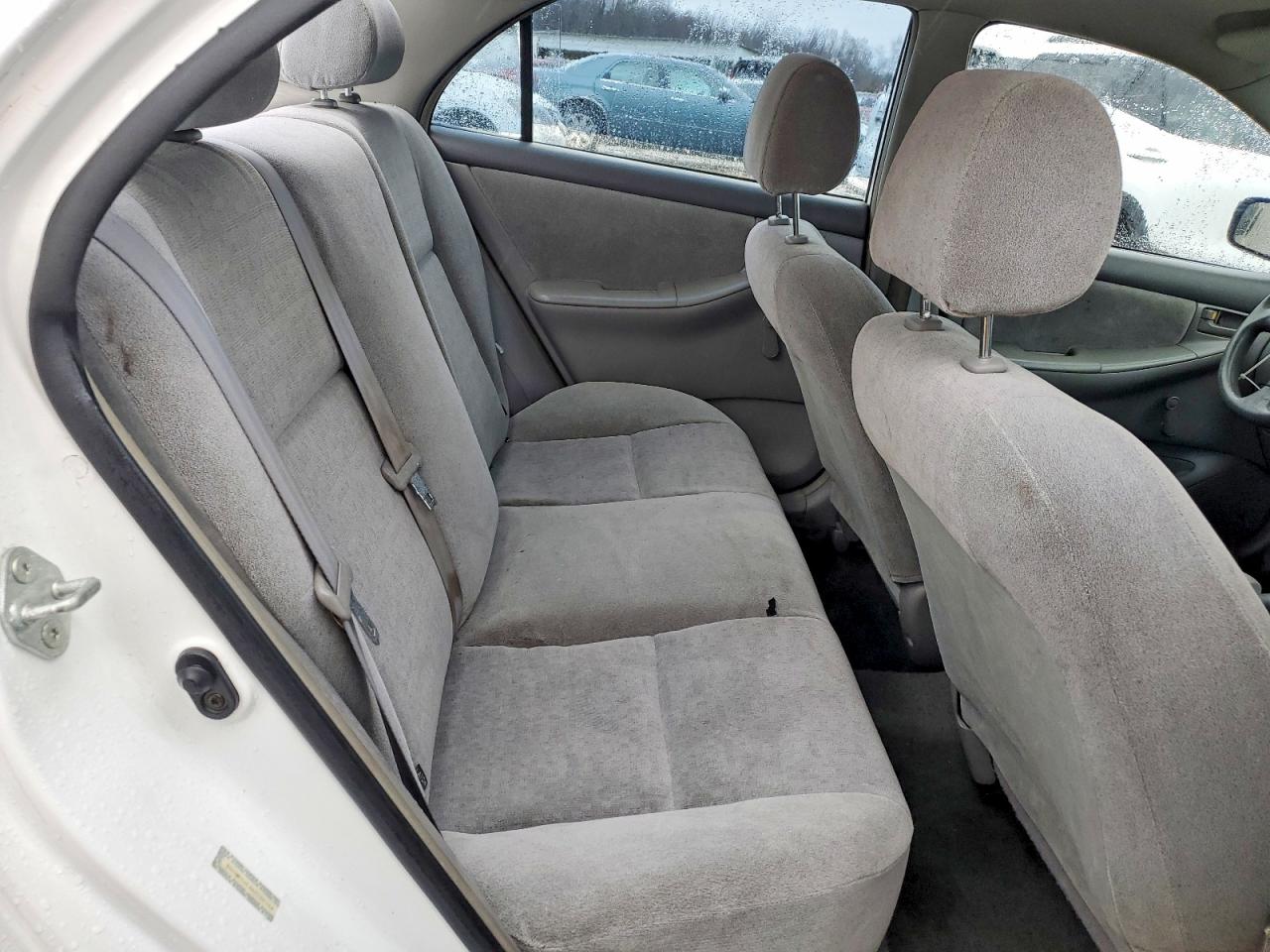 2004 TOYOTA COROLLA CE photo 19