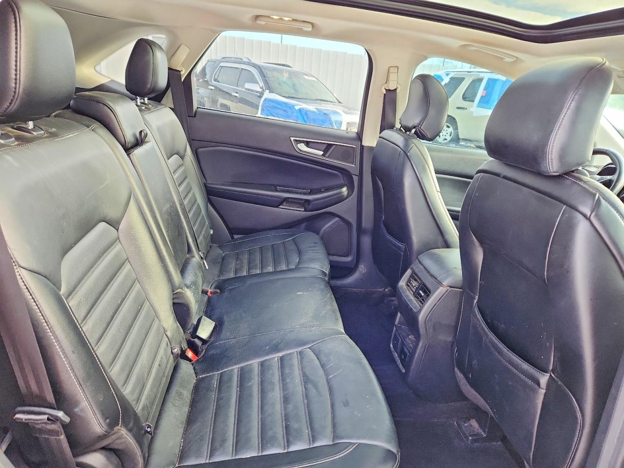 2015 FORD EDGE SEL photo 11