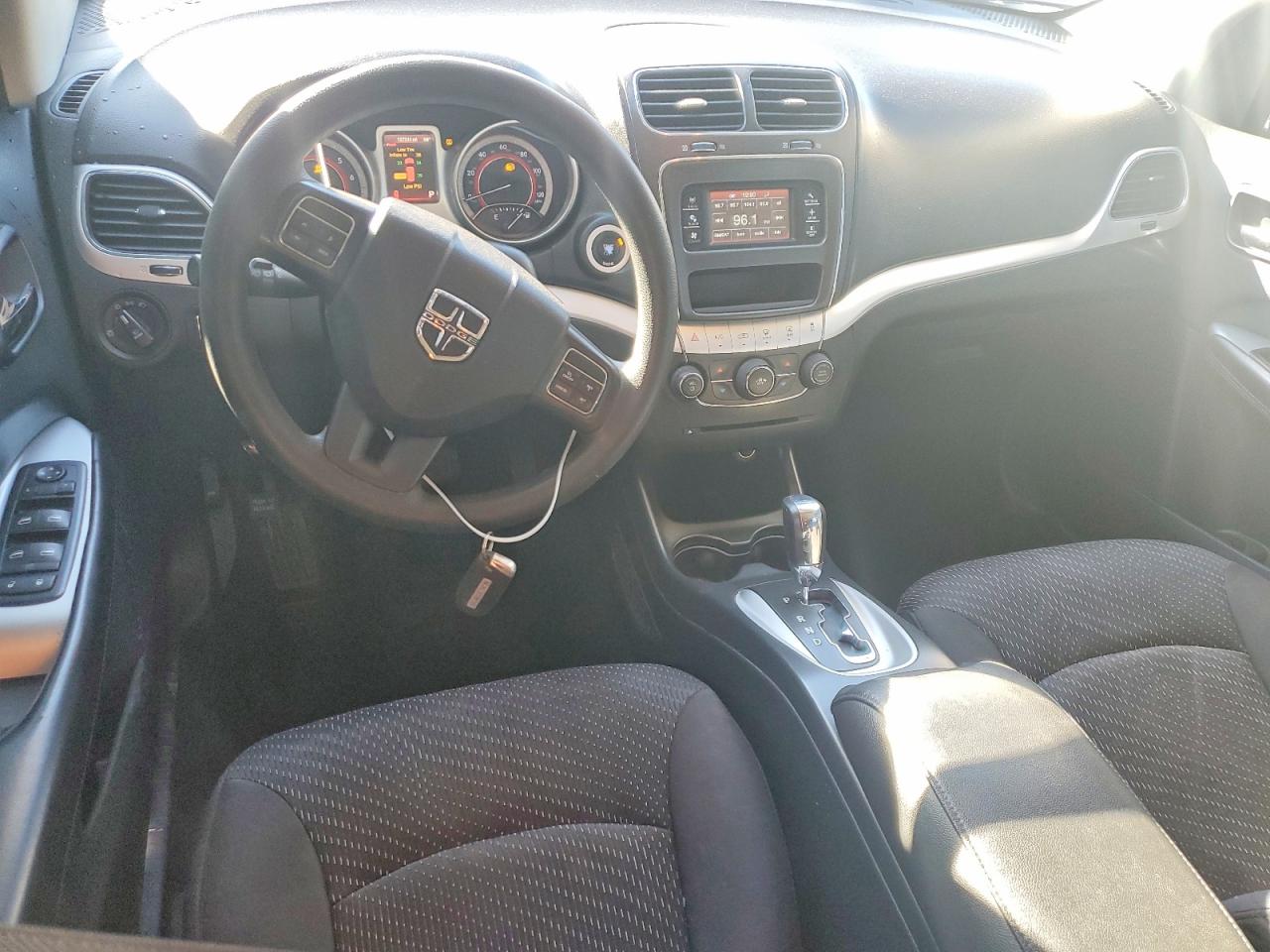 2015 DODGE JOURNEY SXT photo 8