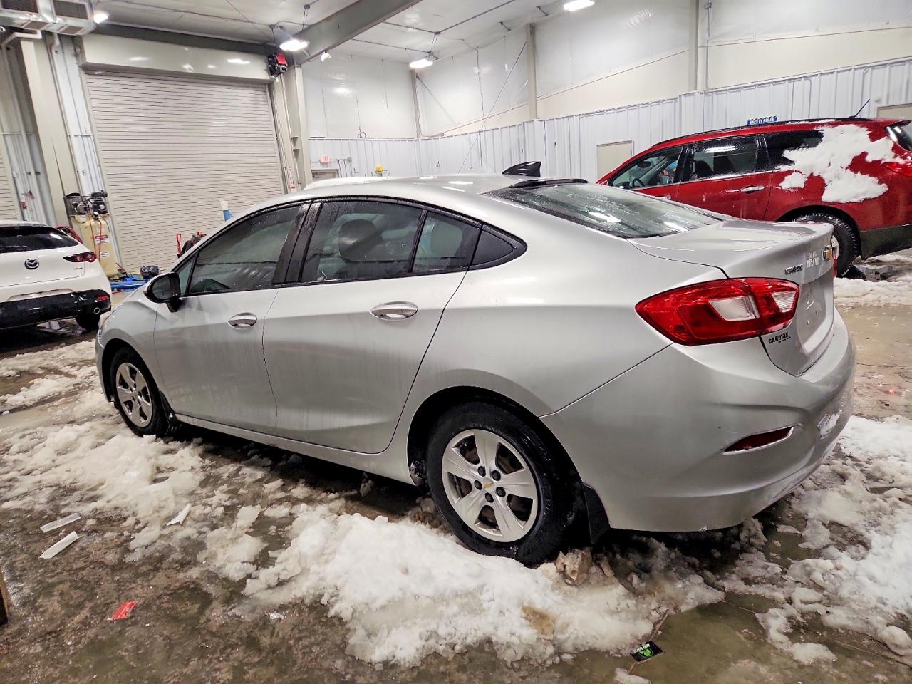 2017 CHEVROLET CRUZE LS photo 3