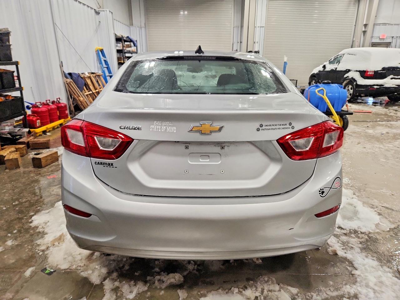 2017 CHEVROLET CRUZE LS photo 11