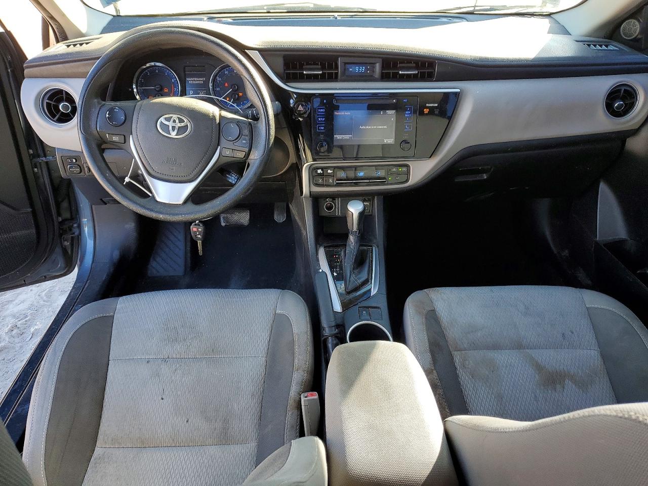 2017 TOYOTA COROLLA L photo 15