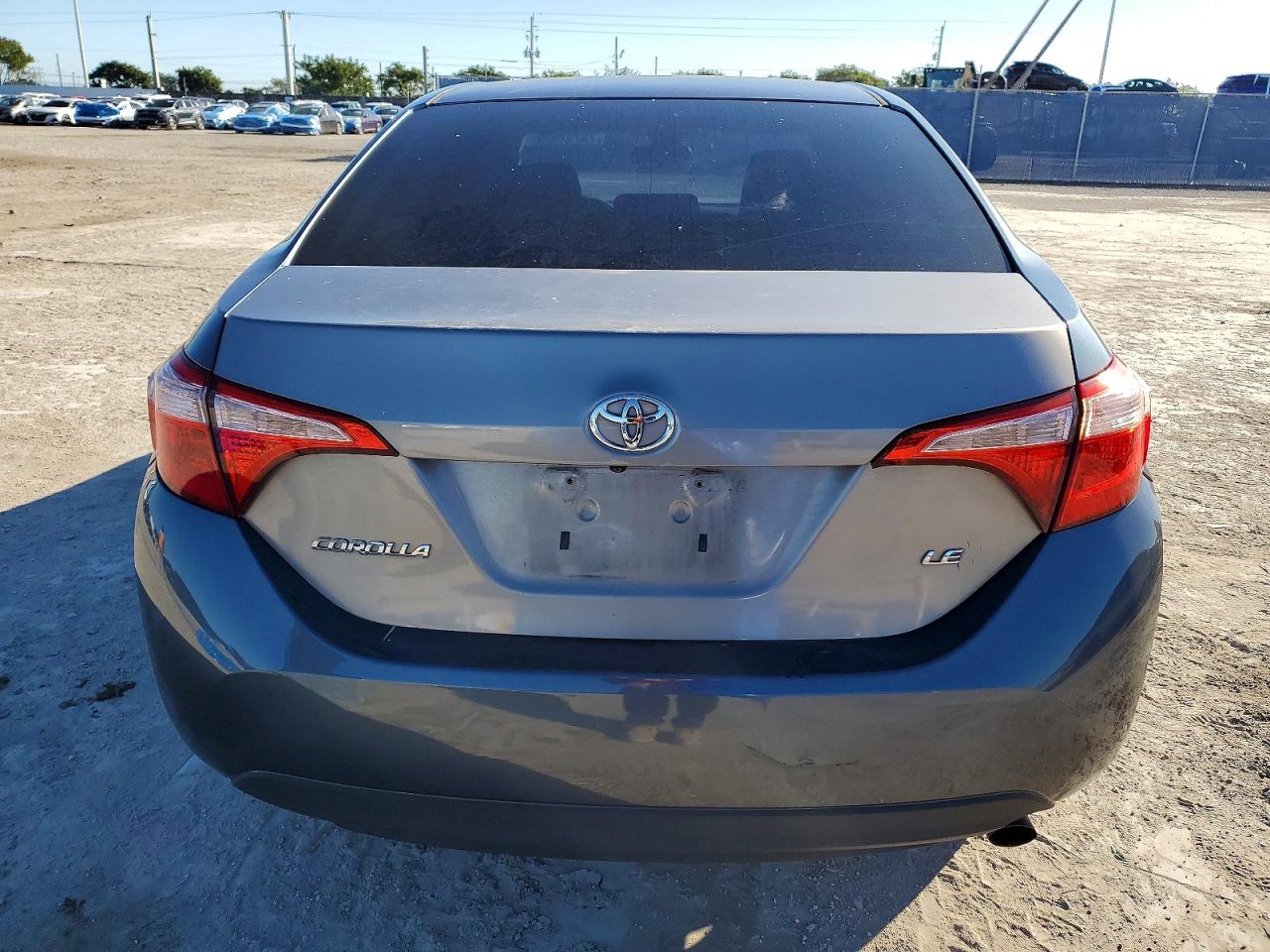 2017 TOYOTA COROLLA L photo 11