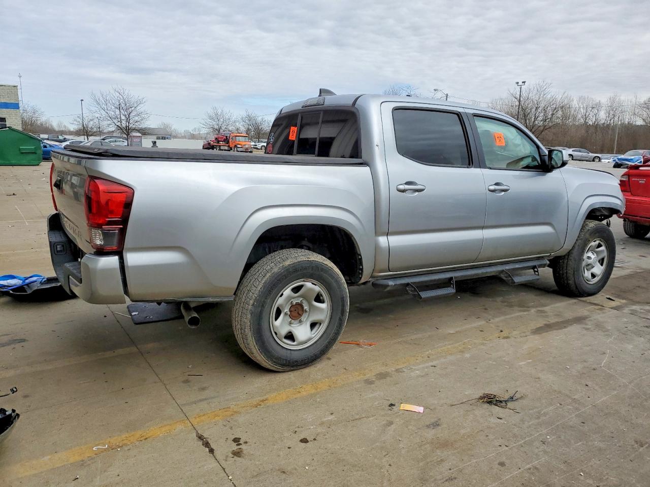2022 TOYOTA TACOMA DOUBLE CAB photo 3