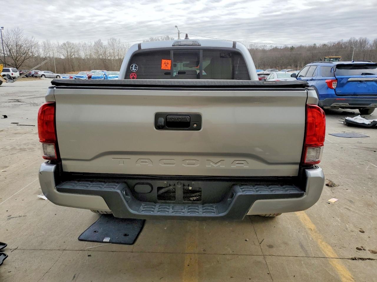 2022 TOYOTA TACOMA DOUBLE CAB photo 6