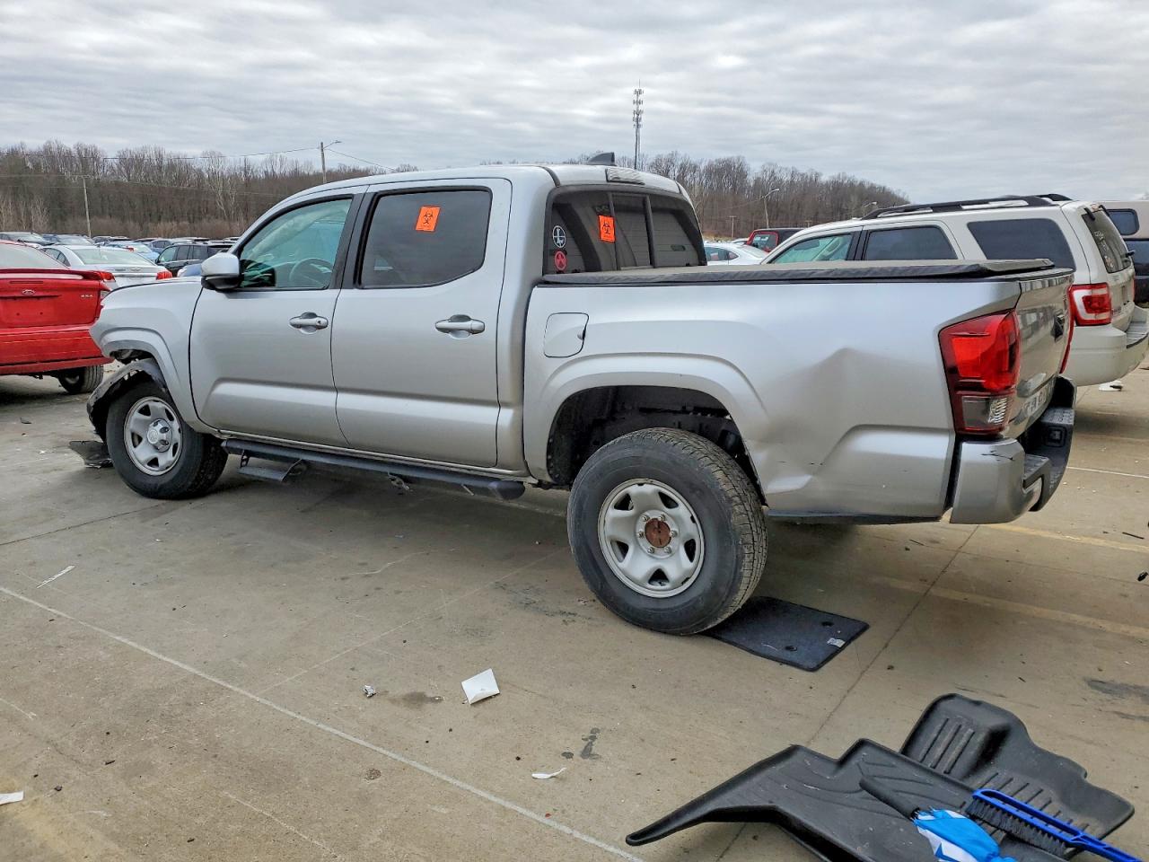 2022 TOYOTA TACOMA DOUBLE CAB photo 2