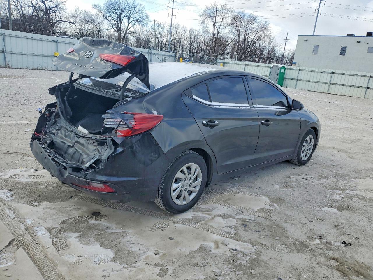 2020 HYUNDAI ELANTRA SE photo 3