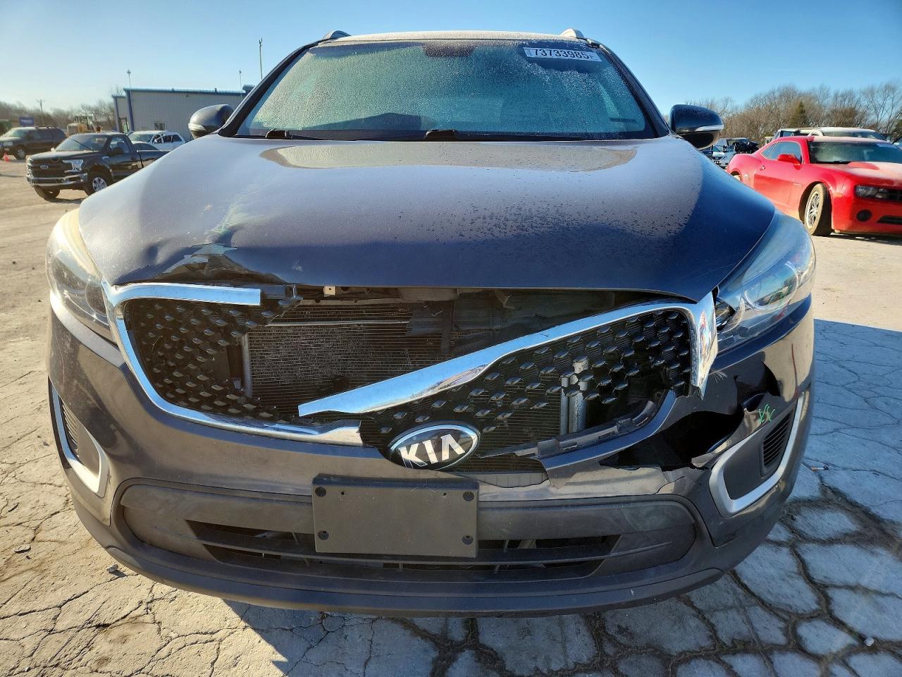 2016 KIA SORENTO LX photo 9