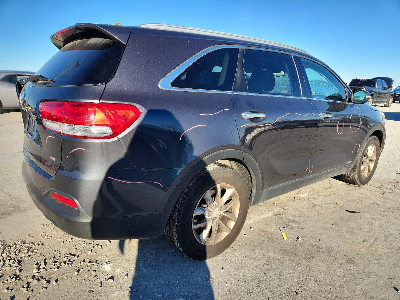 2016 KIA SORENTO LX photo 5