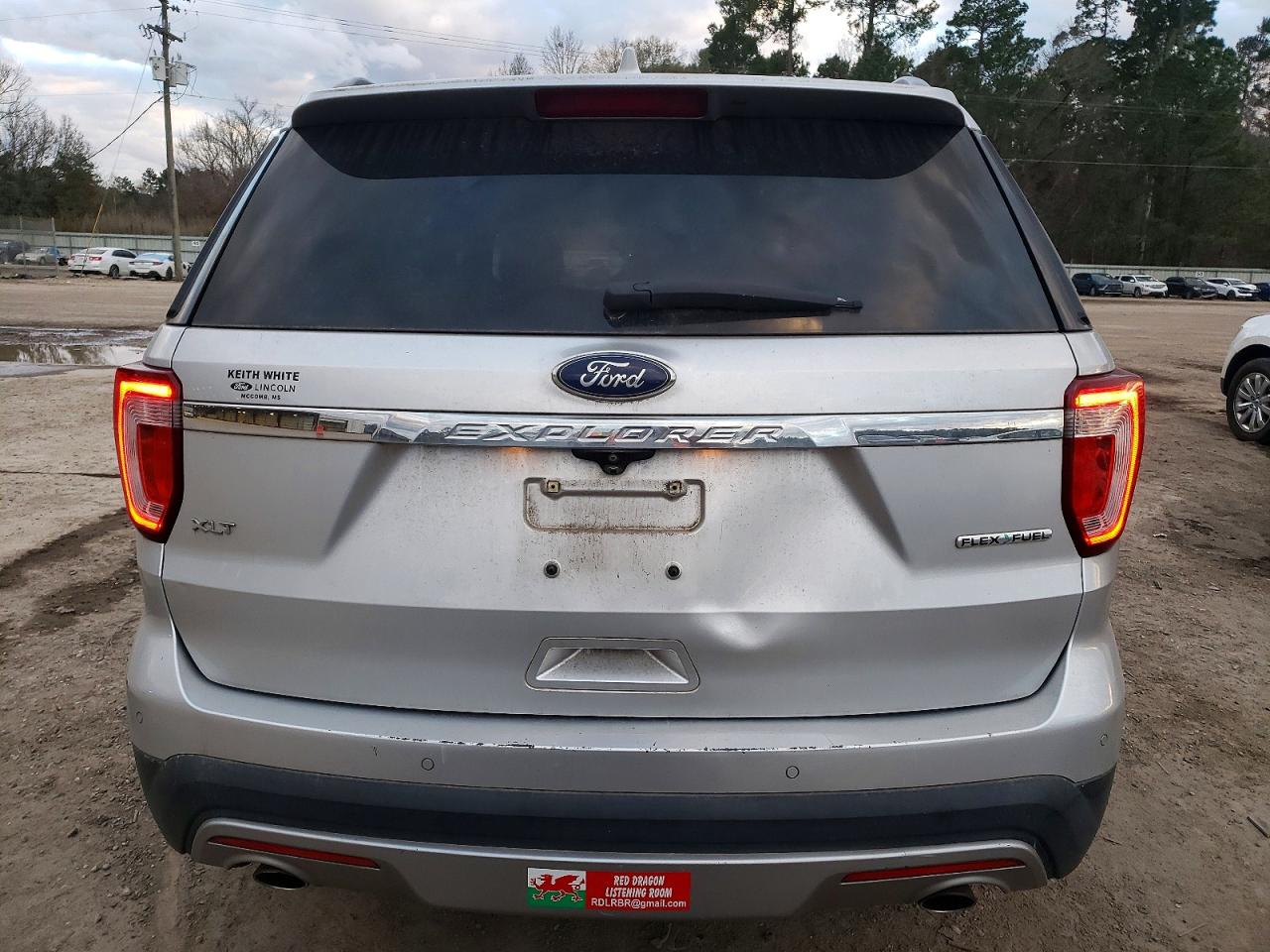 2016 FORD EXPLORER XLT photo 6