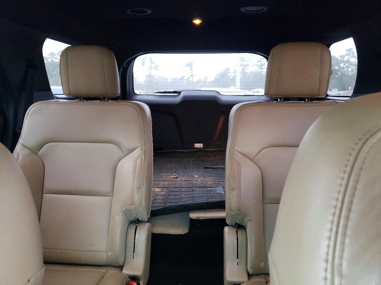 2016 FORD EXPLORER XLT photo 10