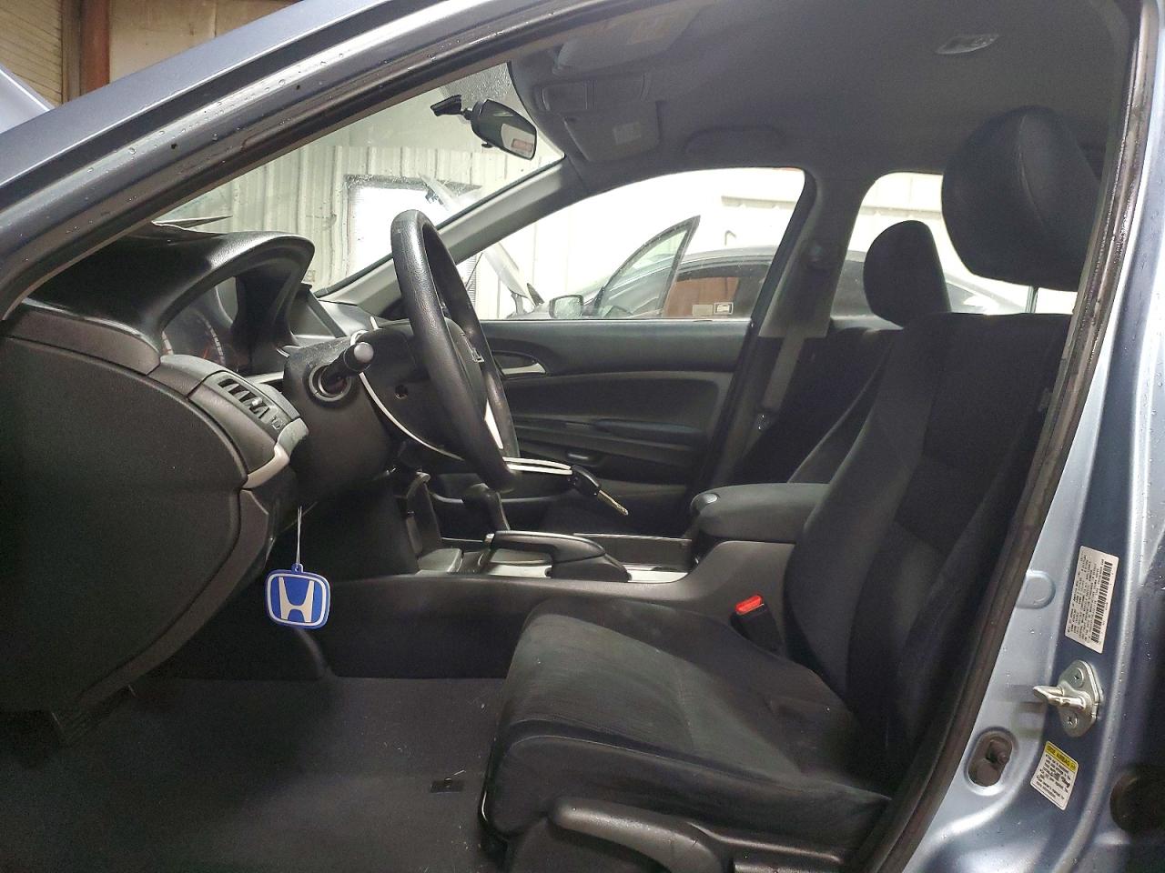2012 HONDA ACCORD LX photo 7