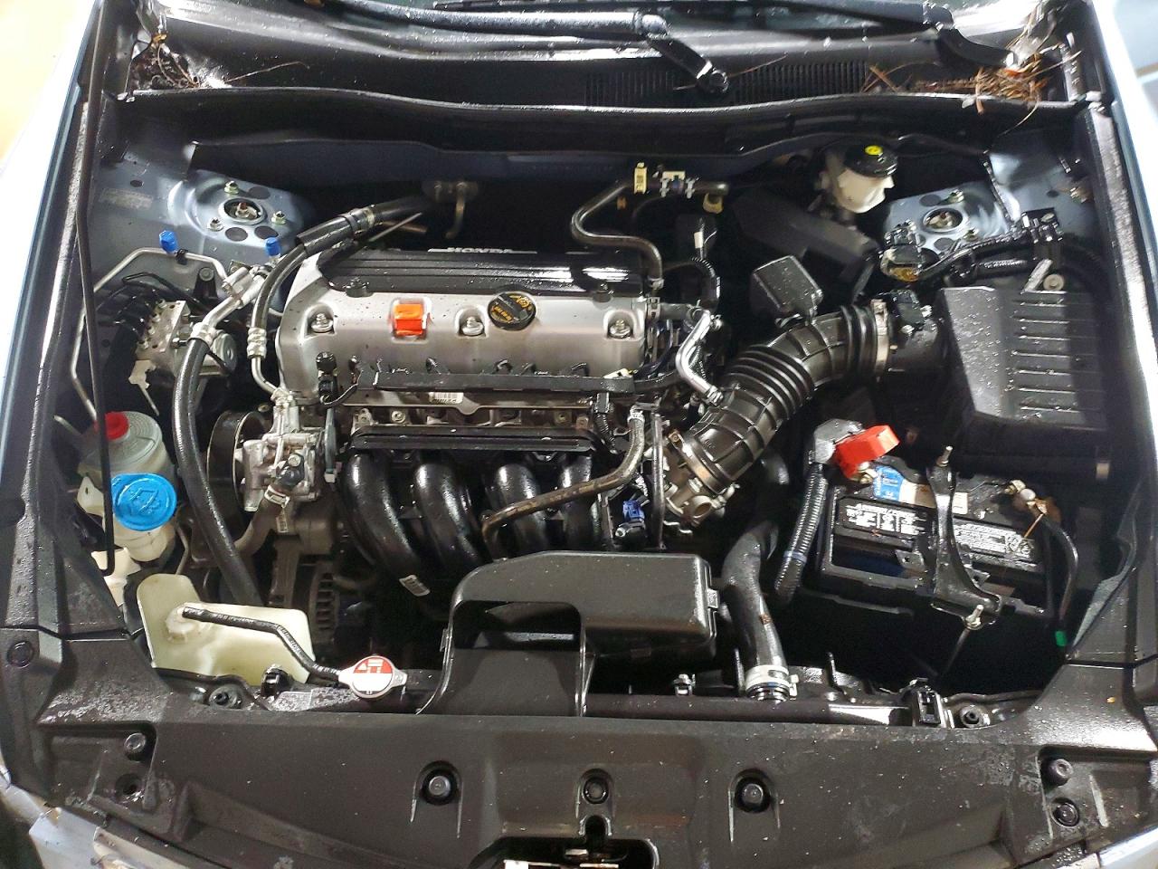 2012 HONDA ACCORD LX photo 11