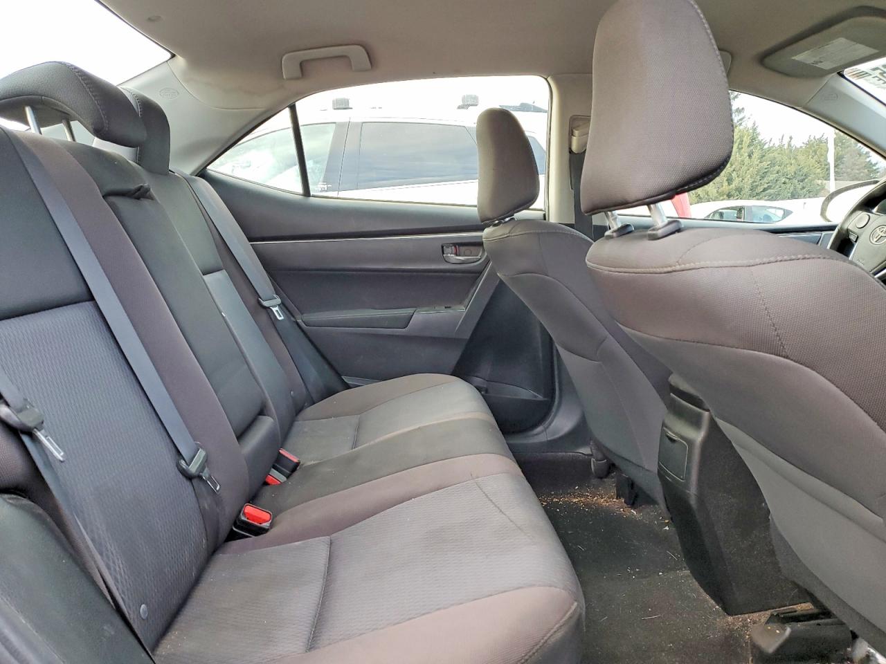 2017 TOYOTA COROLLA photo 10