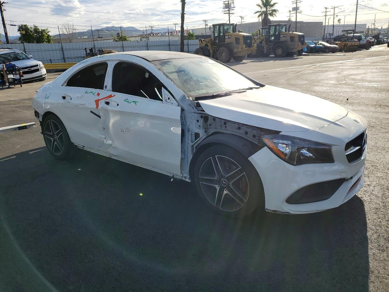 2018 MERCEDES-BENZ CLA 250 photo 4