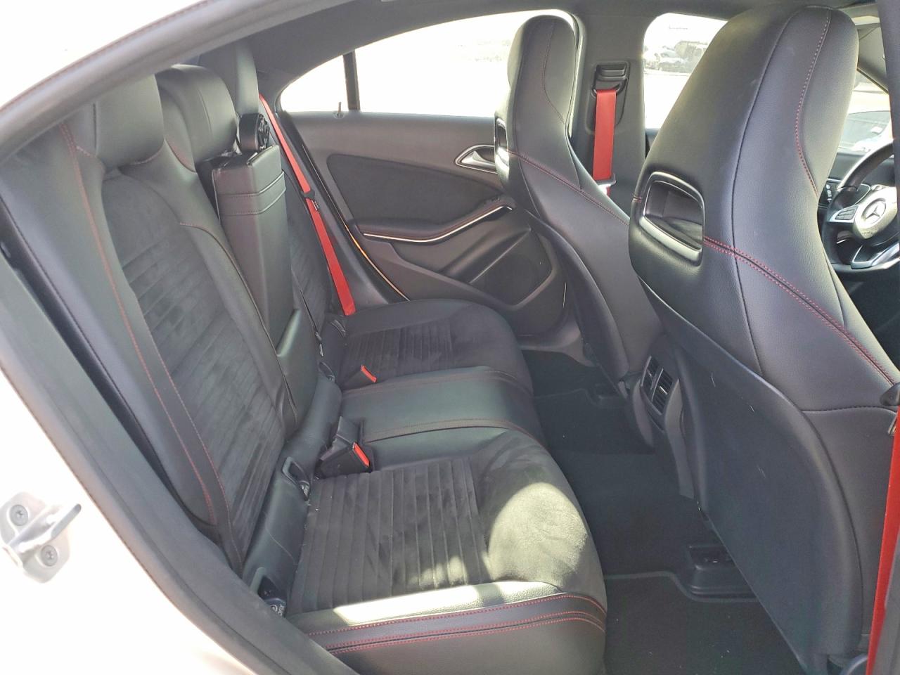2018 MERCEDES-BENZ CLA 250 photo 10