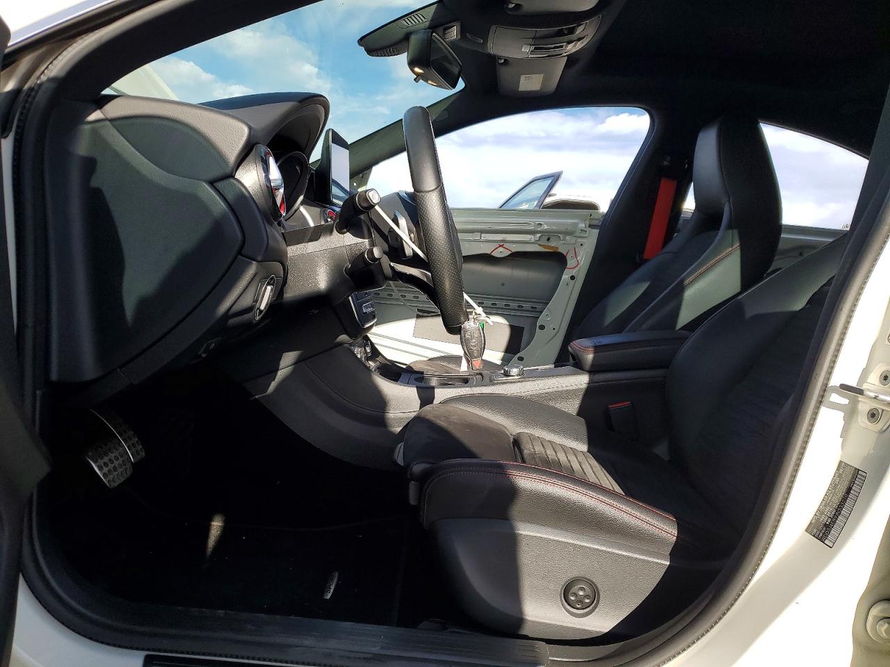 2018 MERCEDES-BENZ CLA 250 photo 7
