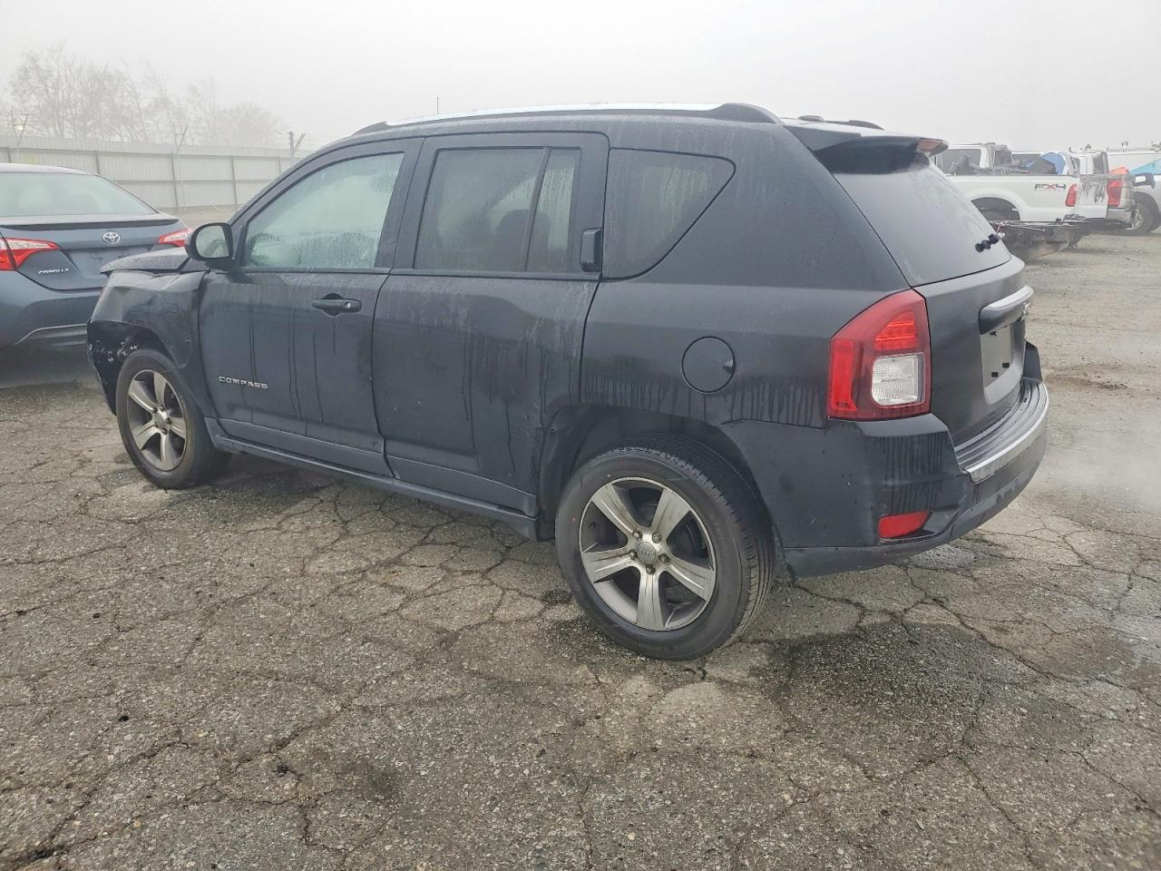 2016 JEEP COMPASS LATITUDE photo 2