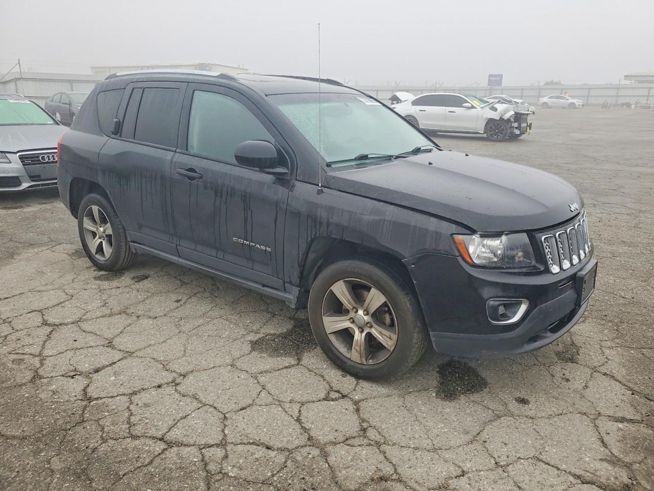2016 JEEP COMPASS LATITUDE photo 4