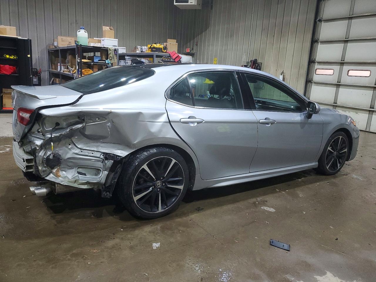 2020 TOYOTA CAMRY XSE photo 7