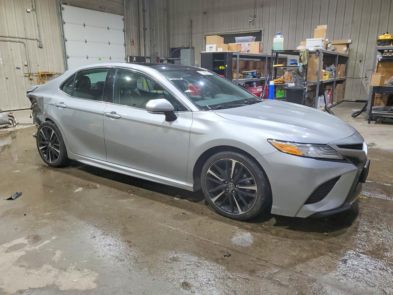 2020 TOYOTA CAMRY XSE photo 10