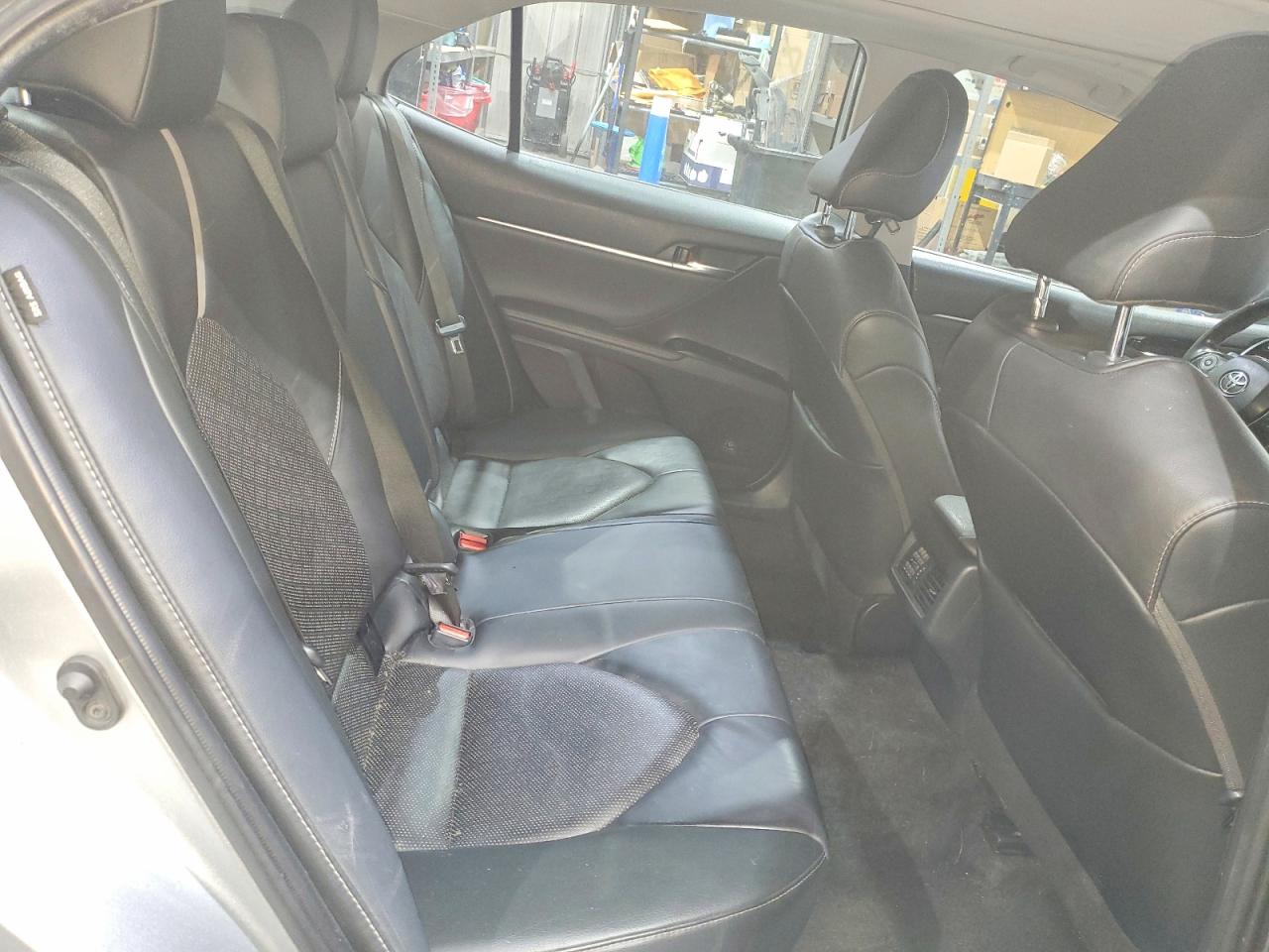 2020 TOYOTA CAMRY XSE photo 28