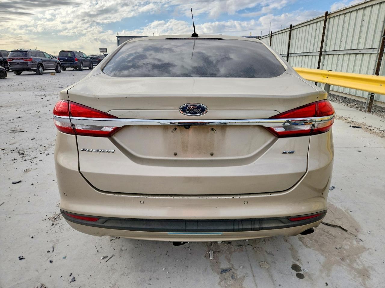 2017 FORD FUSION SE photo 6