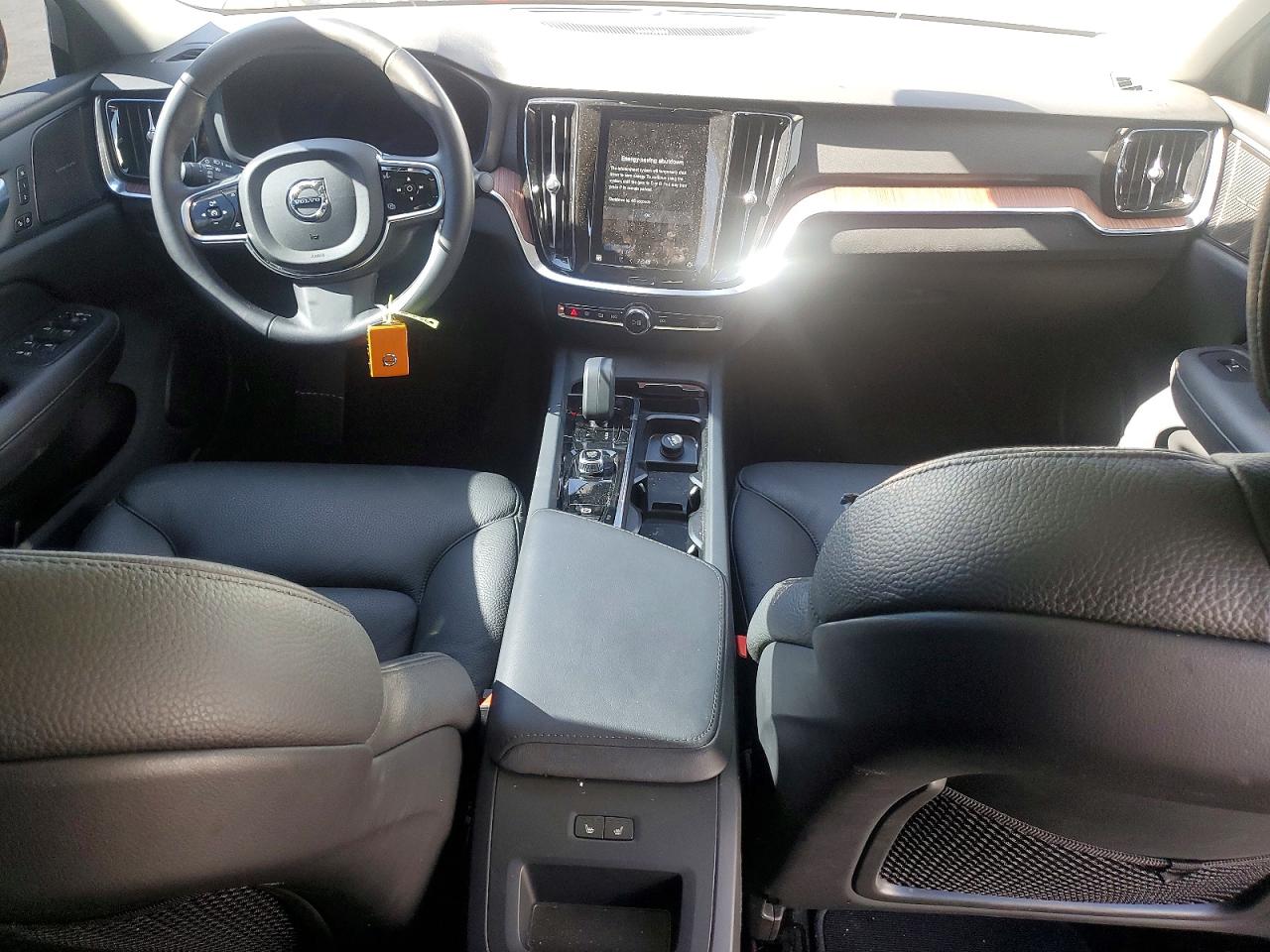 2024 VOLVO S60 PLUS photo 22