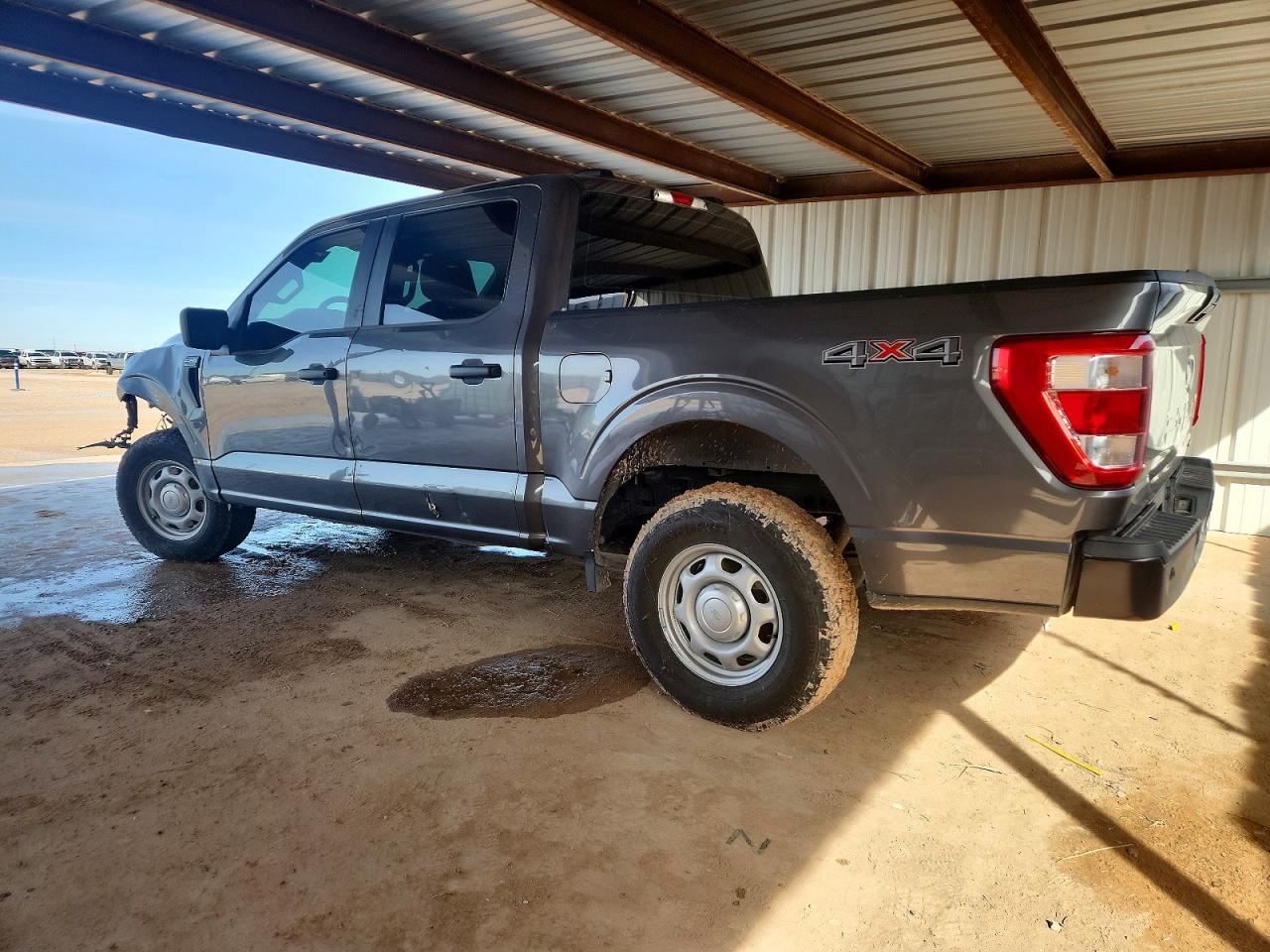 2022 FORD F150 SUPERCREW photo 2