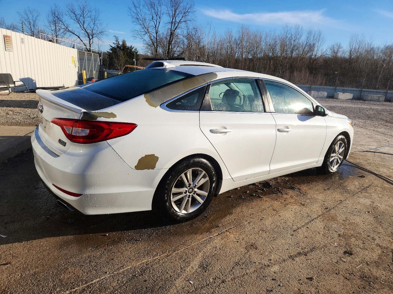 2016 HYUNDAI SONATA SE photo 5