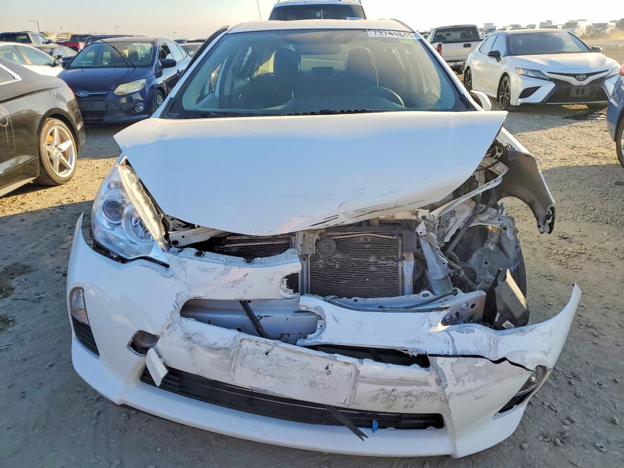 2012 TOYOTA PRIUS C photo 9