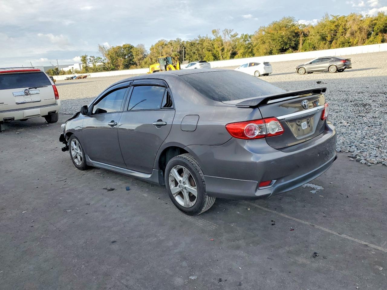 2013 TOYOTA COROLLA S photo 2