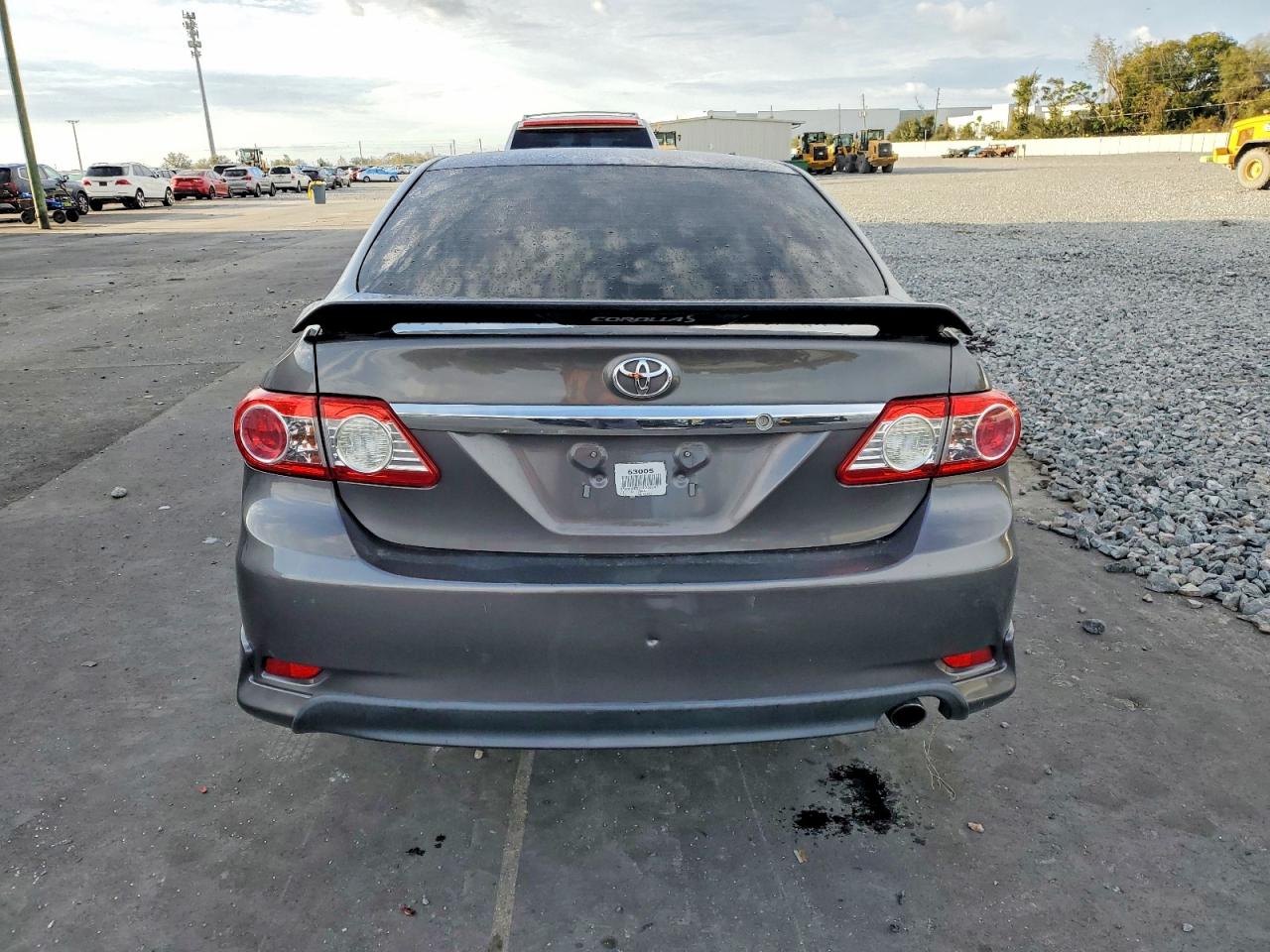 2013 TOYOTA COROLLA S photo 6