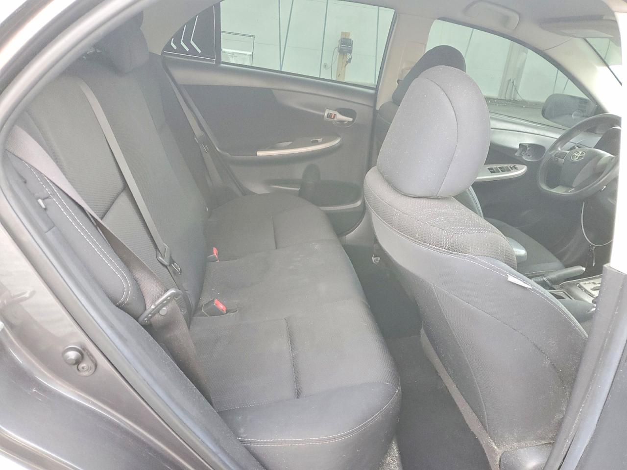 2013 TOYOTA COROLLA S photo 10