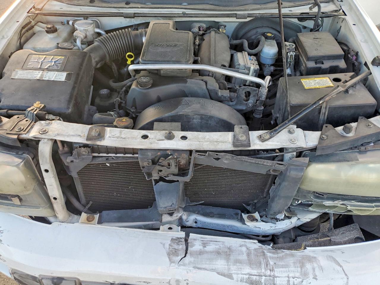 2004 CHEVROLET TRAILBLAZER EXT LS photo 11