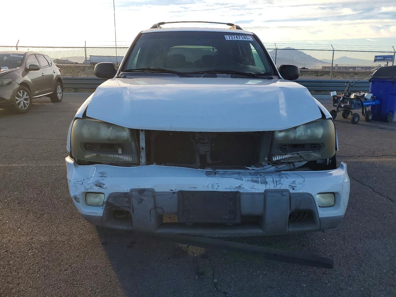 2004 CHEVROLET TRAILBLAZER EXT LS photo 5