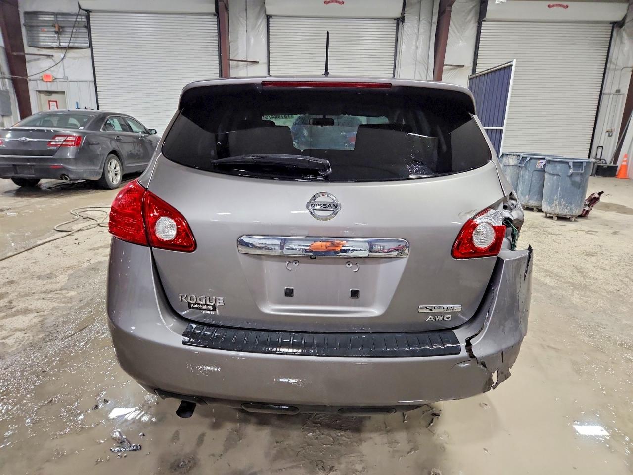 2013 NISSAN ROGUE S photo 6