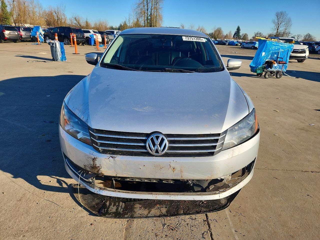 2014 VOLKSWAGEN PASSAT S photo 5