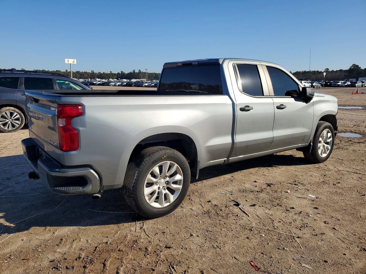 2023 CHEVROLET SILVERADO C1500 CUSTOM photo 7