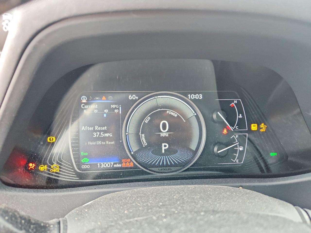 2021 LEXUS UX 250H photo 9