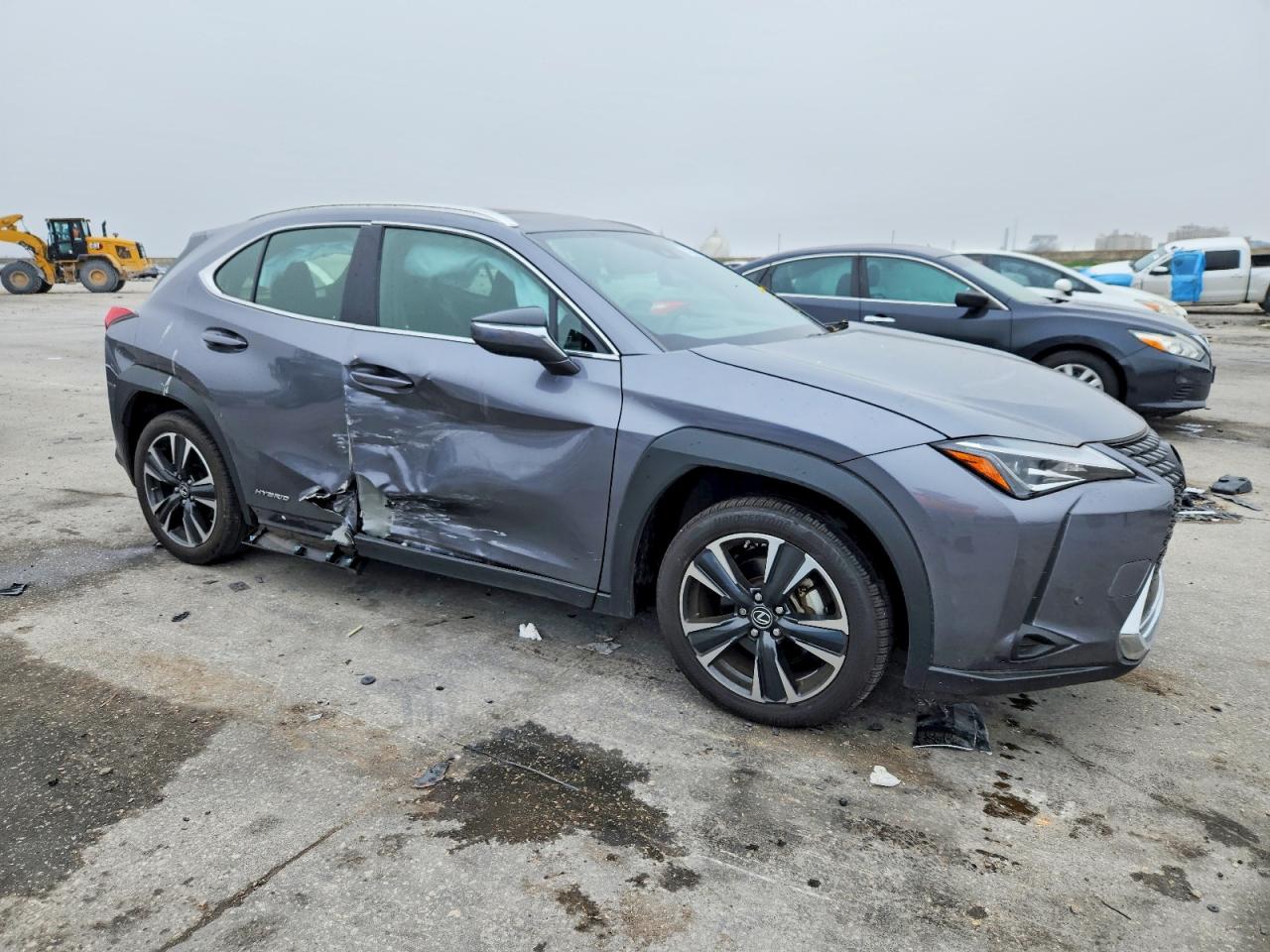 2021 LEXUS UX 250H photo 4