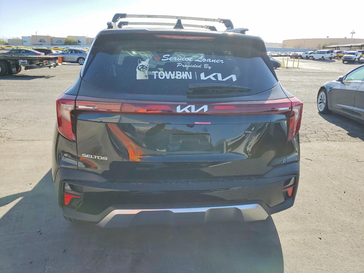 2025 KIA SELTOS EX photo 11